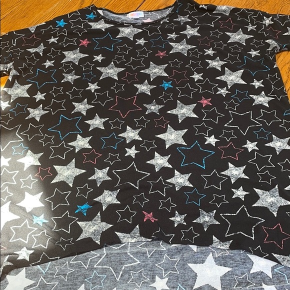 LuLaRoe Tops - LulaRoe Irma top, Stars/black background, large 🦄